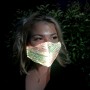 Masque de protection lumineux multicolore en tissus blanc